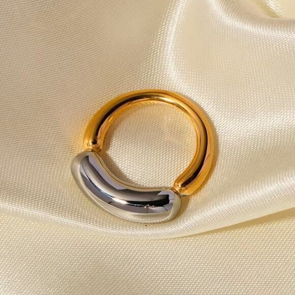 NWT 18K Gold Plated Minimalist Statement Chunky Ring Sz. 7 Two-tone Avant Garde - Picture 7 of 14